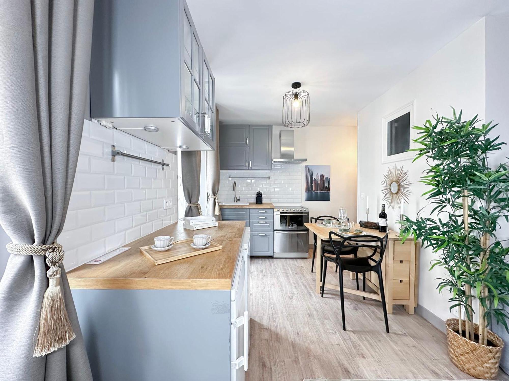 Apartamento Stylish & Chic Duplex Near Eiffel Tower París Exterior foto