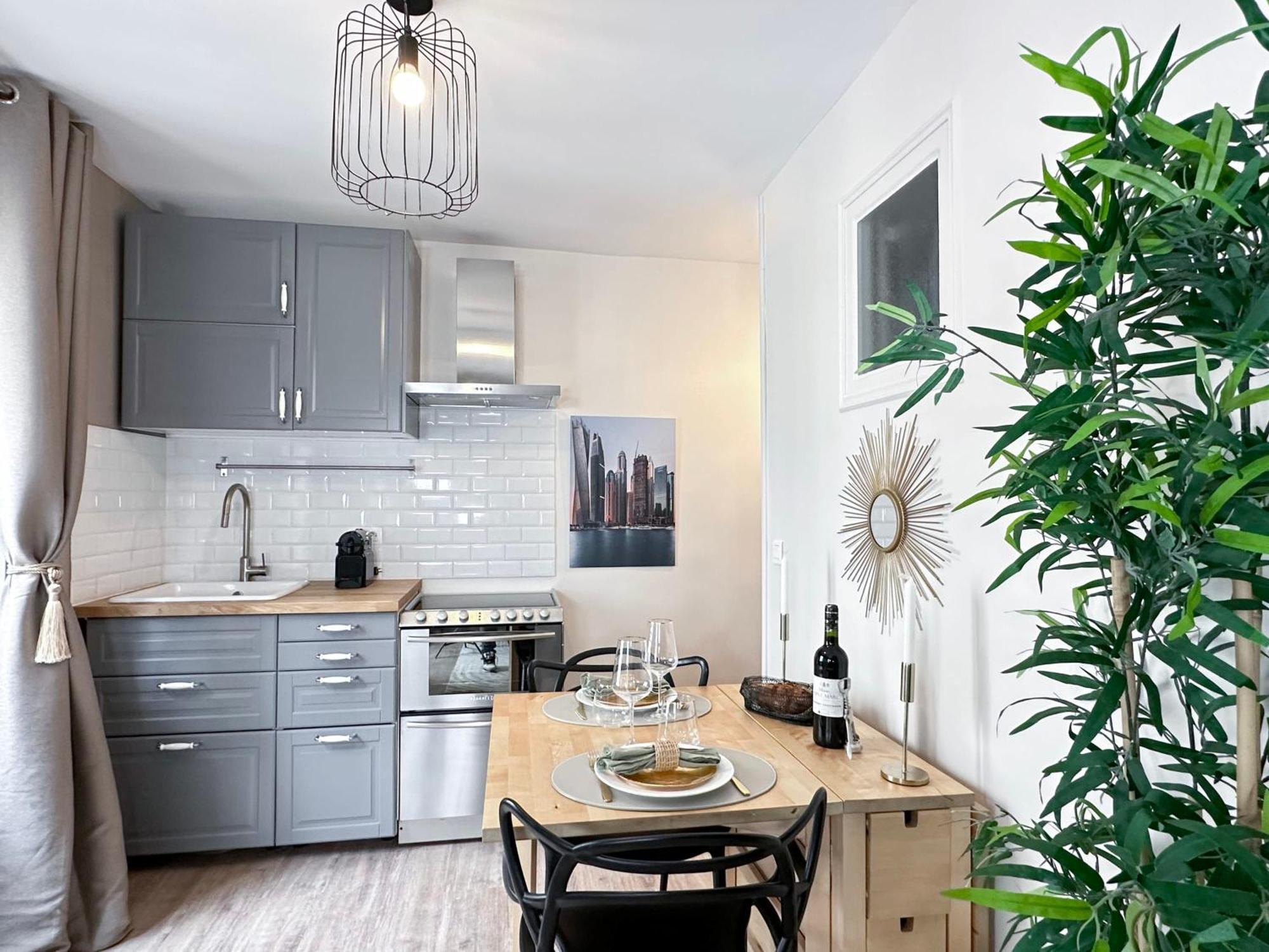 Apartamento Stylish & Chic Duplex Near Eiffel Tower París Exterior foto