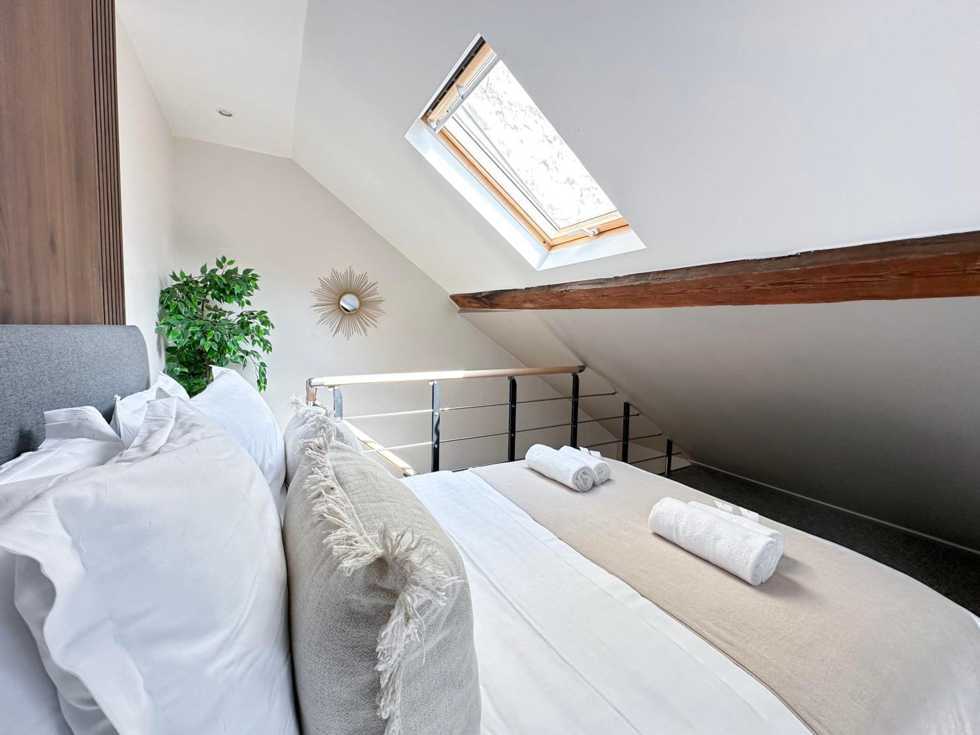Apartamento Stylish & Chic Duplex Near Eiffel Tower París Exterior foto