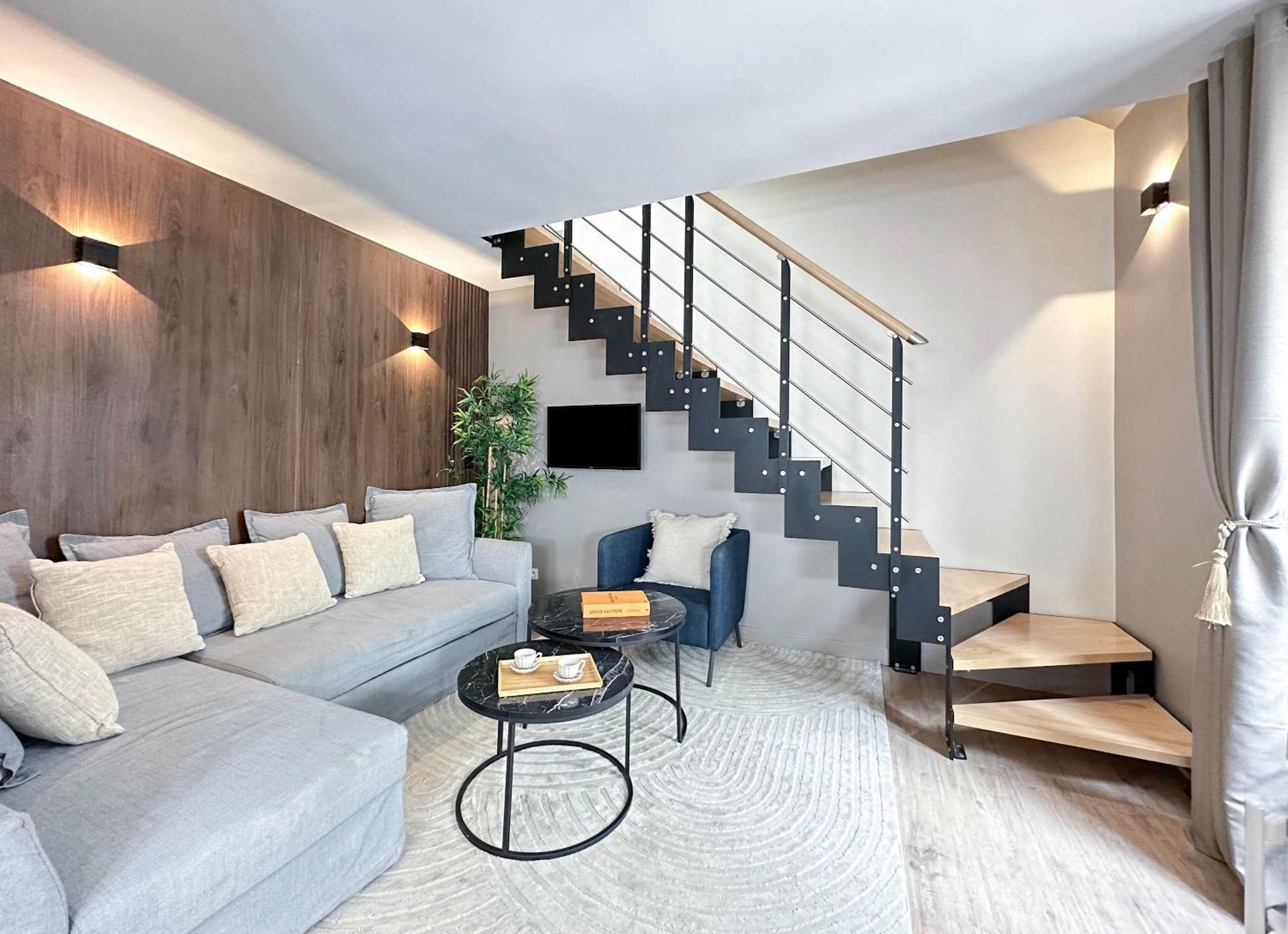 Apartamento Stylish & Chic Duplex Near Eiffel Tower París Exterior foto
